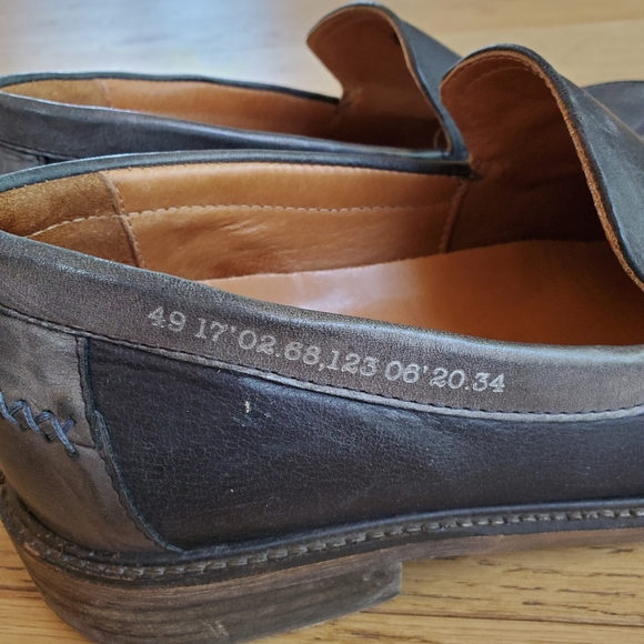 John Fluevog Casual Loafer - Picture 2 of 2